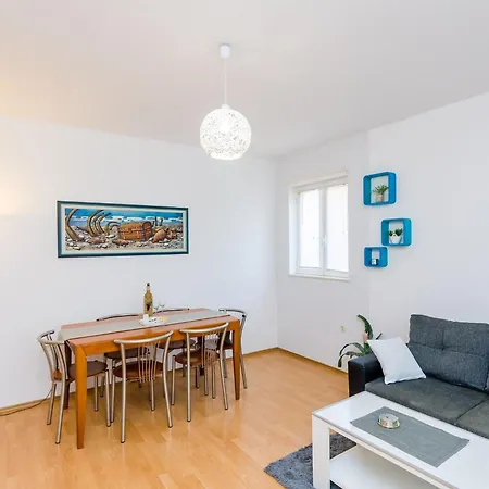 Antej - One Bedroom With Terrace And View