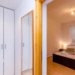 Antej - One Bedroom With Terrace And View Διαμέρισμα