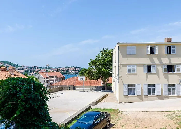 Antej - One Bedroom With Terrace And View *