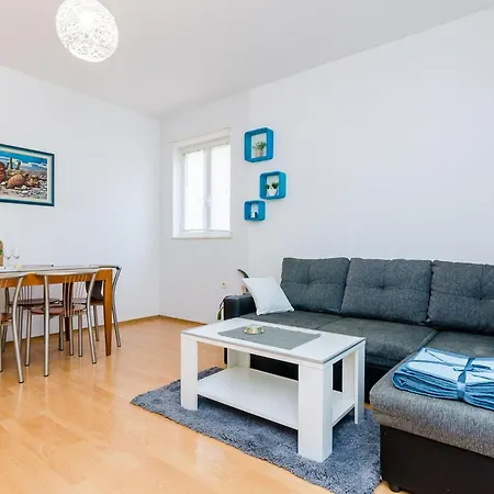 Antej - One Bedroom With Terrace And View