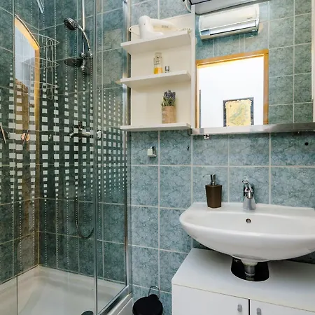 Appartement Antej - One Bedroom With Terrace And View